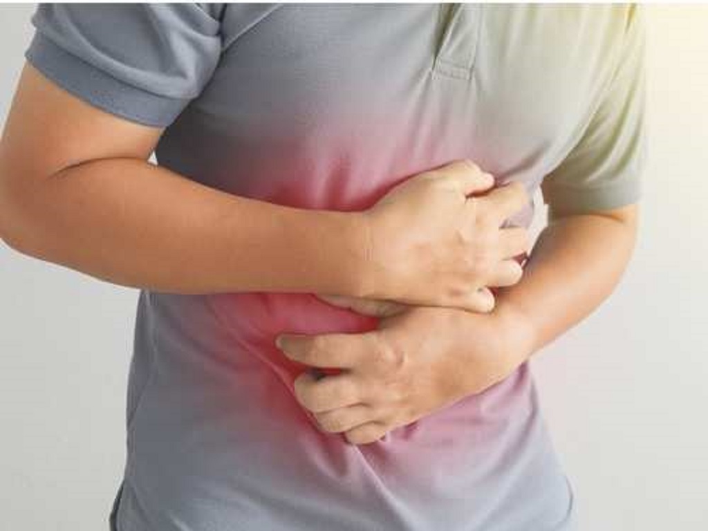 covid 19 omicron variant stomach related symptom